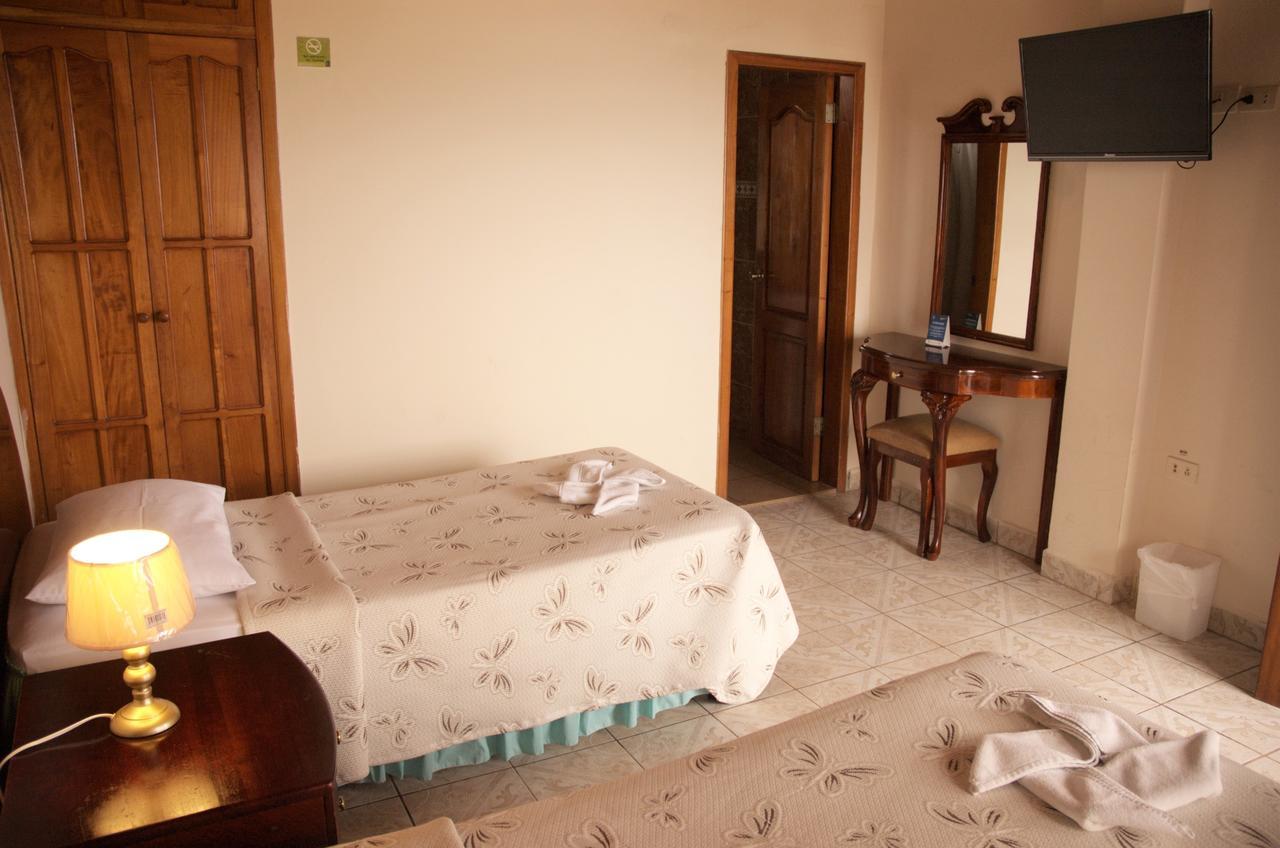 Grand Hotel Lobo De Mar Puerto Ayora  Kültér fotó